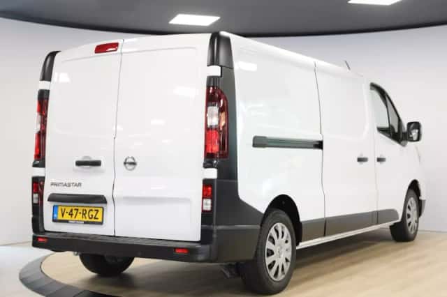 Nissan Primastar (2024) thumbnail 2