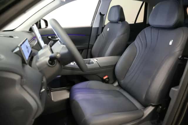 Geely Starray EM-i (2026) thumbnail 3