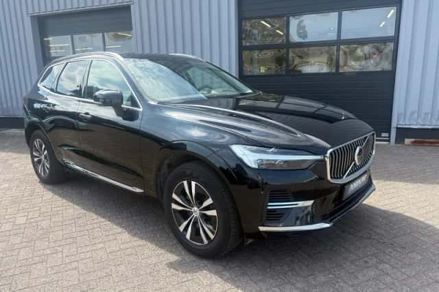 Volvo XC60 (2021) thumbnail 4
