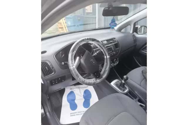 Kia Rio (2011) thumbnail 5