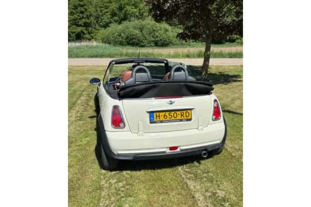 MINI Cabrio (2008) thumbnail 4