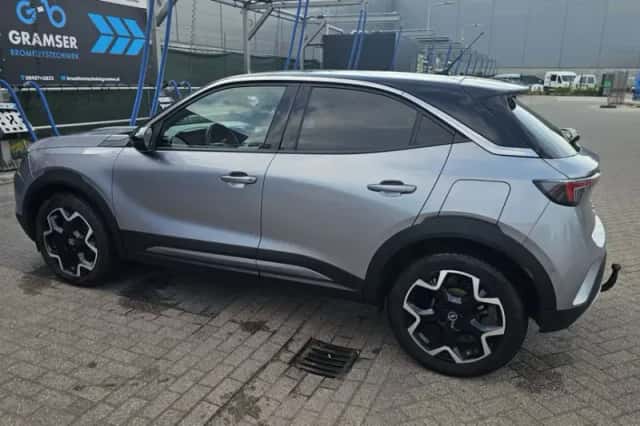 Opel Mokka (2021) thumbnail 2