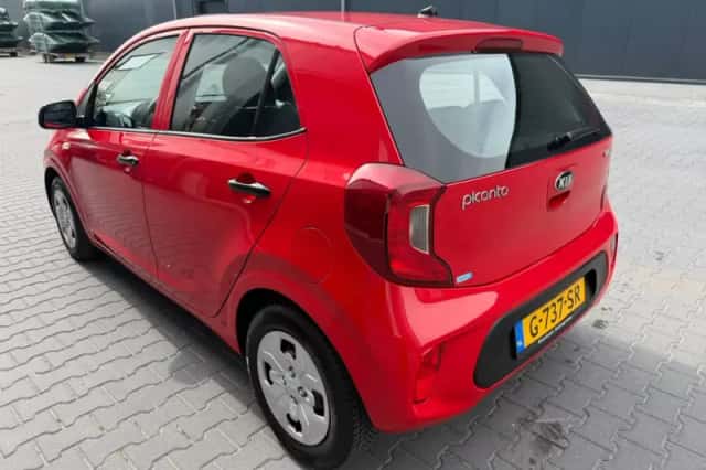 Kia Picanto (2019) thumbnail 4