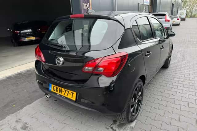 Opel Corsa (2017) thumbnail 3