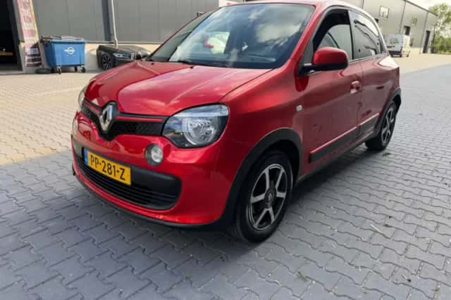 Renault Twingo (2017) thumbnail 2