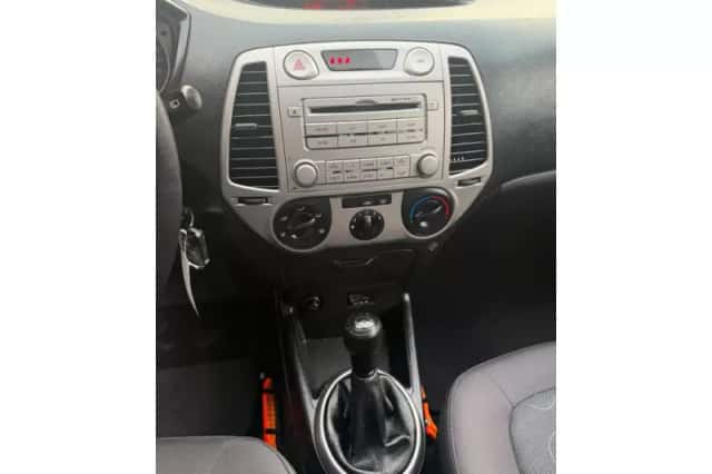 Hyundai i20 (2010) thumbnail 5