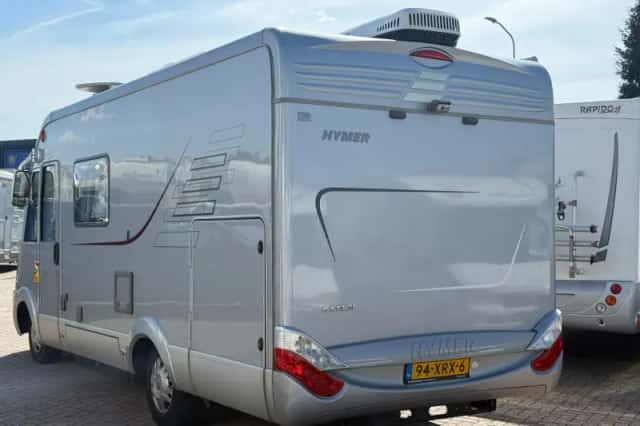 Hymer B 514 (2011) thumbnail 3