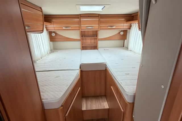 Hymer Exsis (2016) thumbnail 6