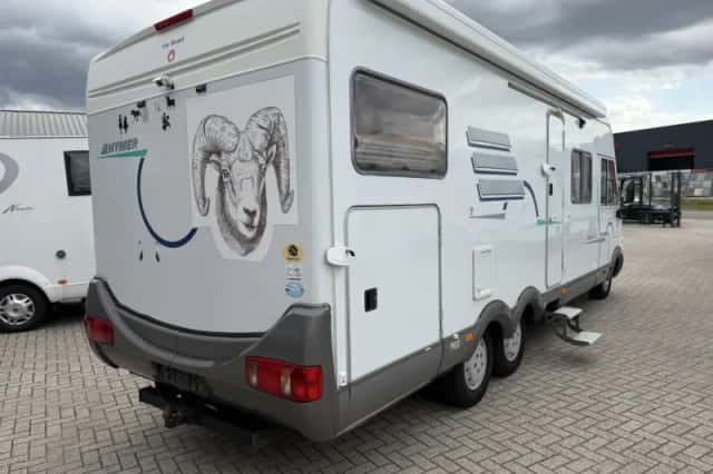 Hymer B 694 (2001) thumbnail 3