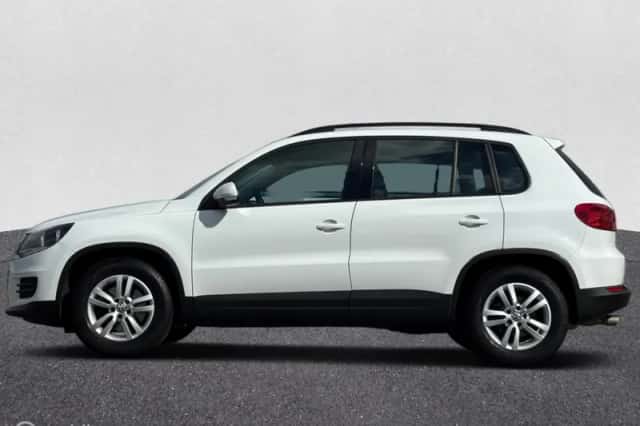 Volkswagen Tiguan (2016) thumbnail 6
