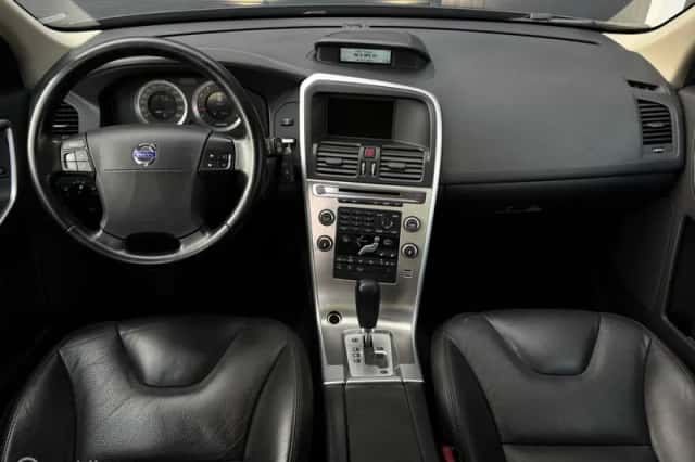Volvo XC60 (2008) thumbnail 3