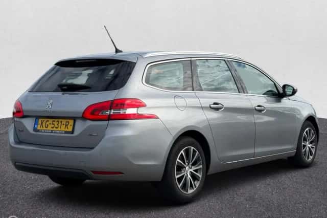 Peugeot 308 (2016) thumbnail 6