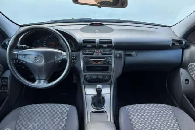 Mercedes-Benz C-Klasse (2003) thumbnail 5
