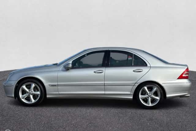 Mercedes-Benz C-Klasse (2003) thumbnail 6