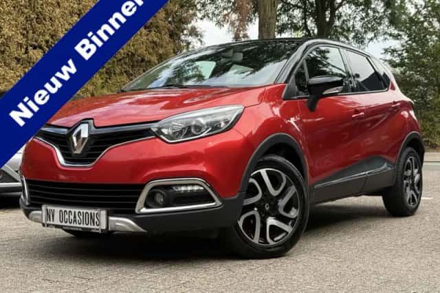 Renault Captur (2015) thumbnail 3