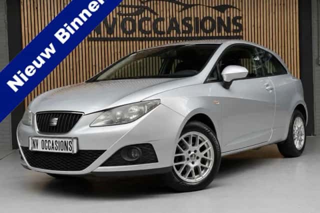 SEAT Ibiza (2011) thumbnail 1