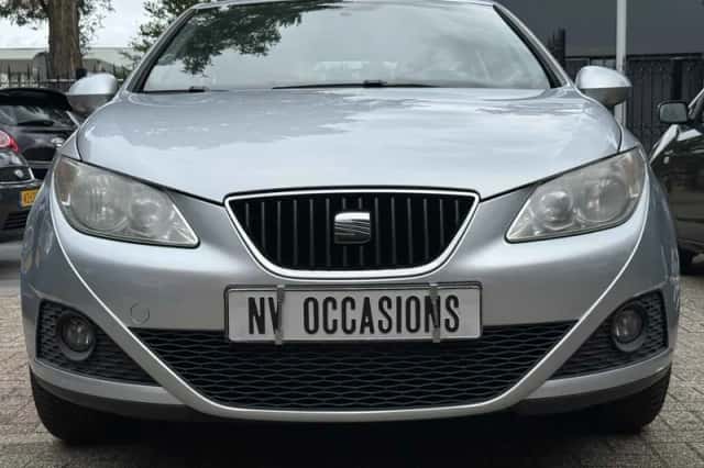 SEAT Ibiza (2011) thumbnail 4