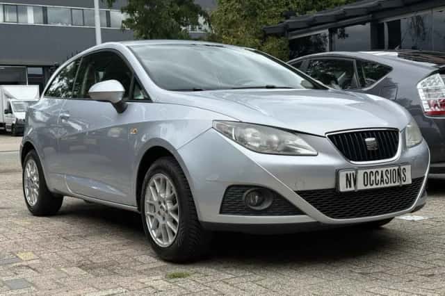 SEAT Ibiza (2011) thumbnail 5