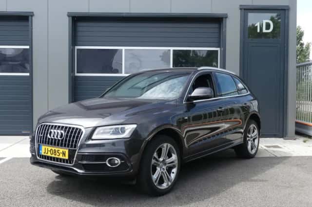Audi Q5 (2016) thumbnail 1
