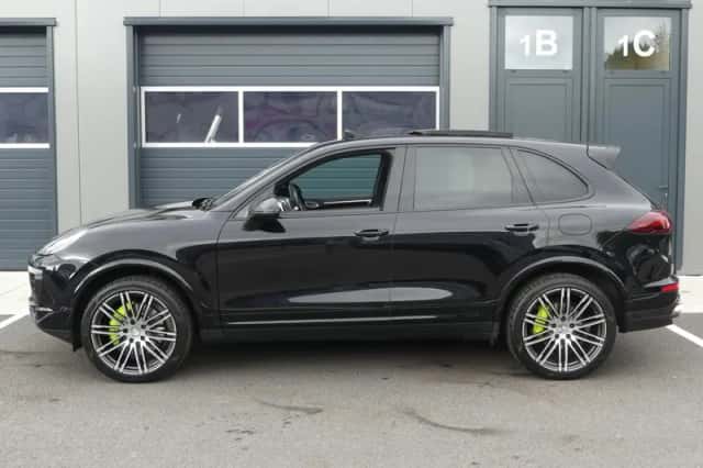 Porsche Cayenne (2015) thumbnail 4