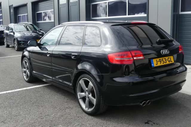 Audi A3 (2011) thumbnail 5