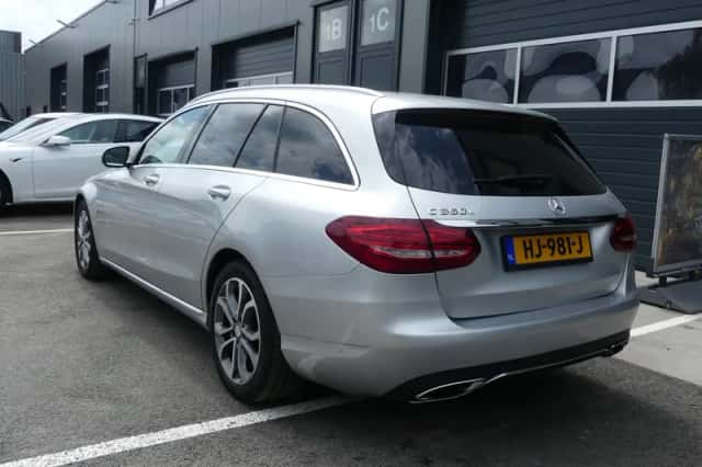 Mercedes-Benz C-Klasse (2015) thumbnail 5