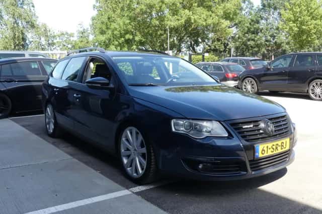 Volkswagen Passat (2006) thumbnail 3