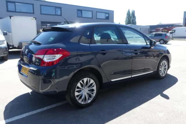 Citroën C4 (2011) thumbnail 6