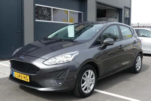 Ford Fiesta (2018) thumbnail 2
