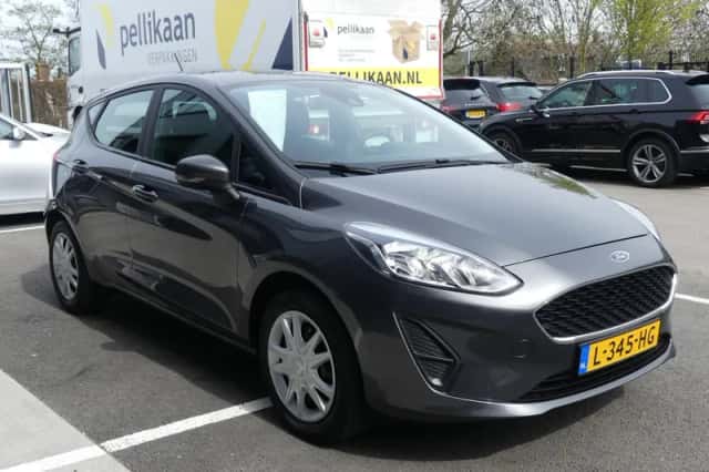 Ford Fiesta (2018) thumbnail 3