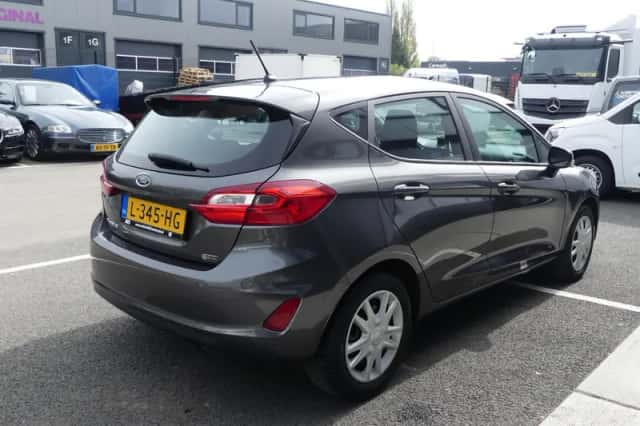 Ford Fiesta (2018) thumbnail 6