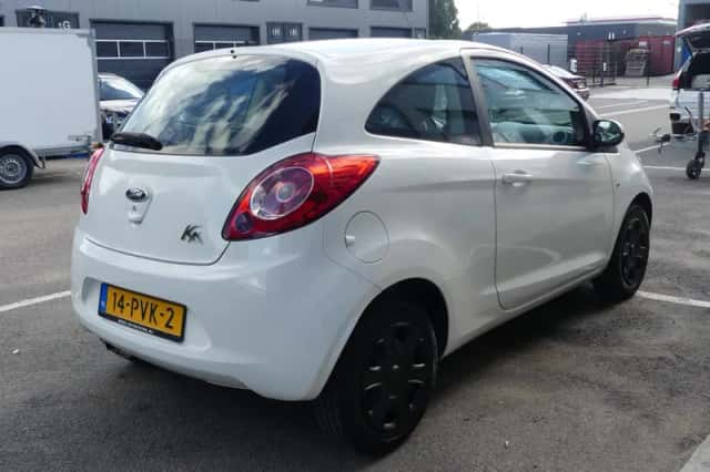 Ford Ka (2011) thumbnail 6