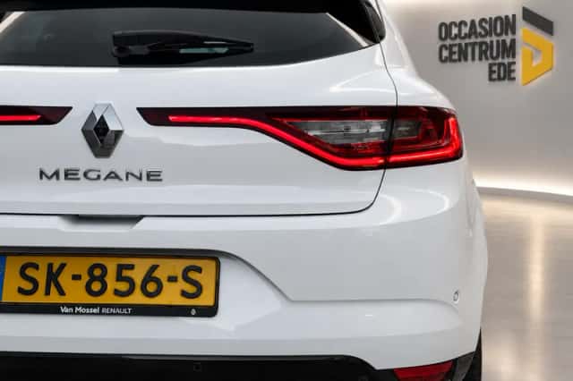 Renault Mégane (2018) thumbnail 5