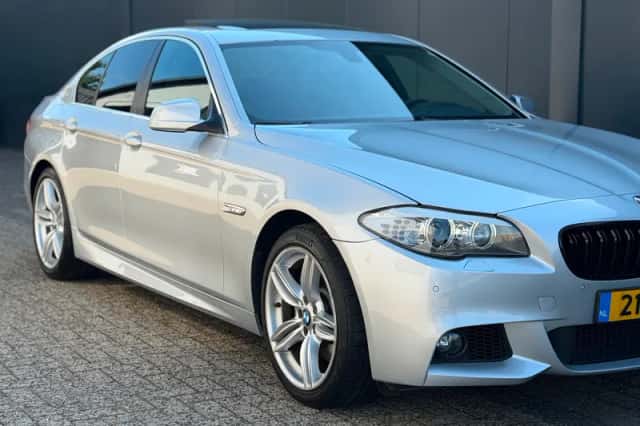 BMW 5-Serie (2012) thumbnail 4
