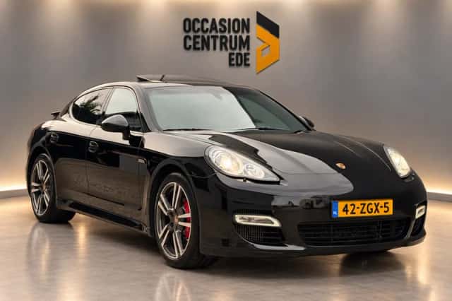 Porsche Panamera (2010) thumbnail 1