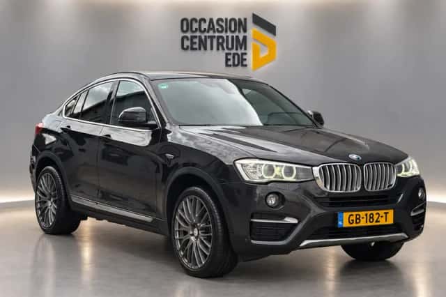 BMW X4 (2015) thumbnail 1
