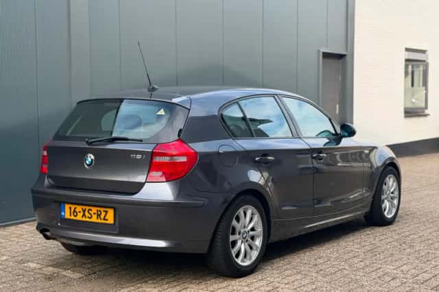 BMW 1-Serie (2007) thumbnail 2