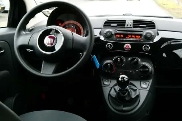 Fiat 500 (2011) thumbnail 3