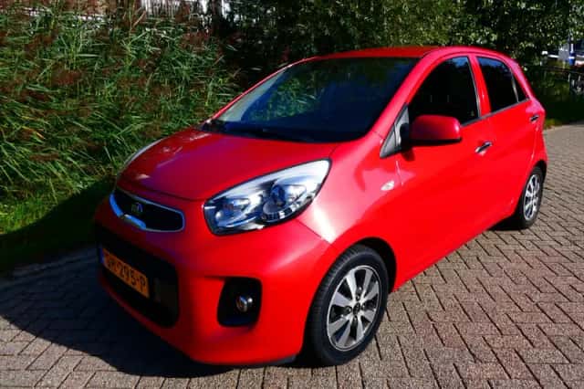 Kia Picanto (2015) thumbnail 1