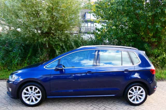 Volkswagen Golf Sportsvan (2017) thumbnail 5