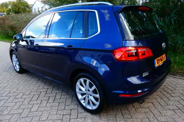 Volkswagen Golf Sportsvan (2017) thumbnail 6