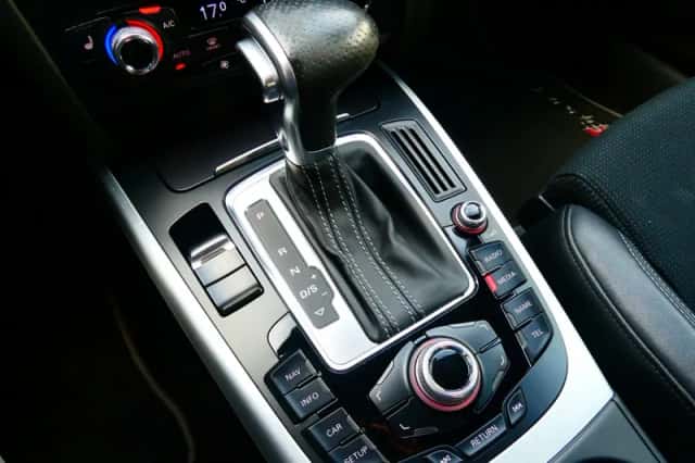 Audi A4 (2015) thumbnail 2