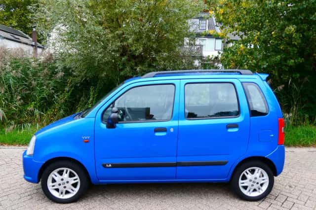 Suzuki Wagon R+ (2005) thumbnail 4