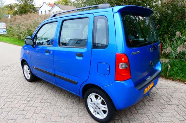 Suzuki Wagon R+ (2005) thumbnail 5