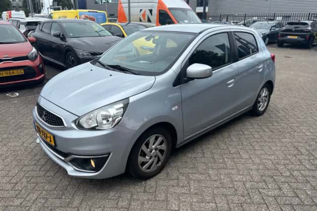 Mitsubishi Space Star (2019) thumbnail 1