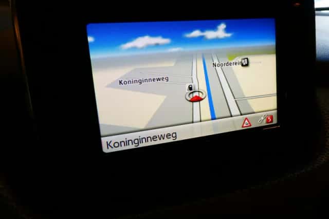 Mercedes-Benz B-Klasse (2012) thumbnail 3