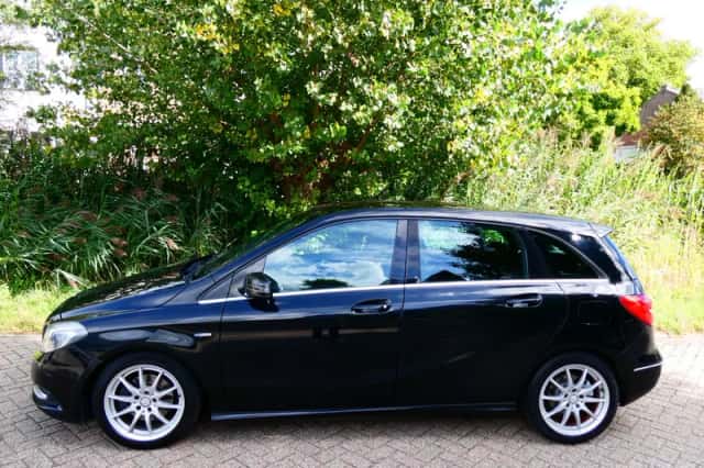 Mercedes-Benz B-Klasse (2012) thumbnail 4
