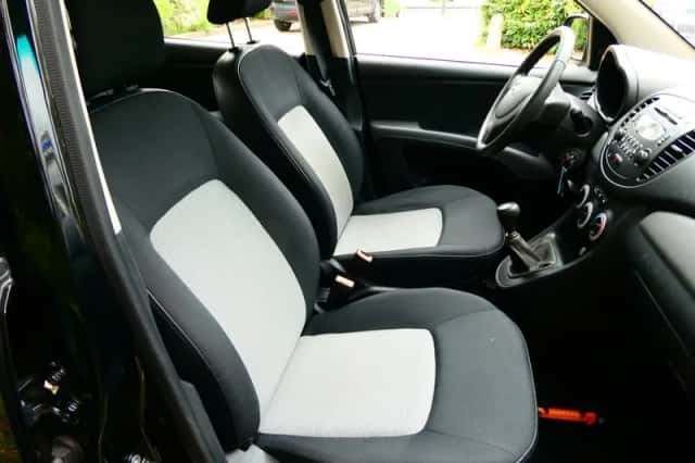 Hyundai i10 (2010) thumbnail 3
