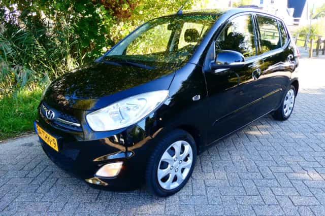 Hyundai i10 (2012) thumbnail 1