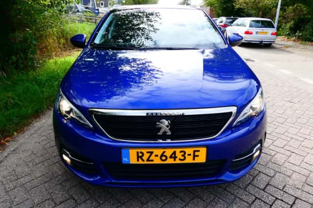 Peugeot 308 (2018) thumbnail 6